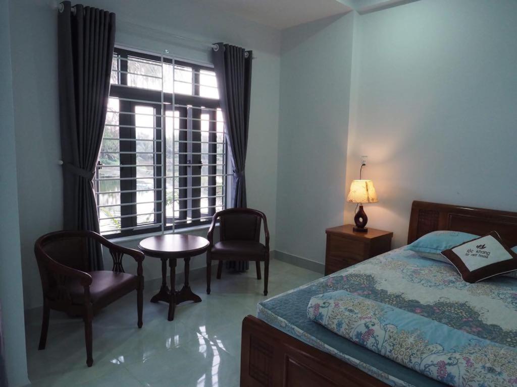 Loc Khang Homestay Хоян Екстер'єр фото